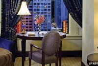 Stay at Hotel Burnham in Chicago: Historic Luxury Near Millennium Park