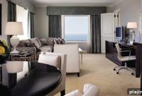Luxury Stay at Four Seasons Chicago: Top Amenities & Downtown Views