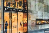 Central District Hong Kong: Guide to Attractions, Dining & Nightlife