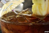 Designer Cocktail Bars to Visit in Chicago and Madrid