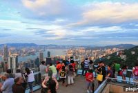Experience Hong Kong’s Skyline: Top Viewing Spots and Tips