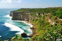 Ritz-Carlton to Open Luxury Resort in Bali: What to Know