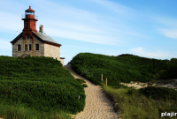 Quirky Block Island Hotel Reopens for a Late-Summer Getaway