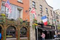 Dublin: A Literary City Guide for Book Lovers