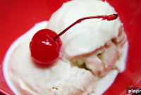 How to Serve Ice Cream on a Boat: Tips for a Smooth Scoop