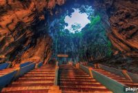 Climbing Batu Caves: Tips for the Iconic Kuala Lumpur Stairway
