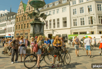 Boat and Bike Adventures: Top Coastal Tours and Rentals