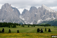 Dolomite Decadence: Luxury Mountain Retreat in the Dolomites