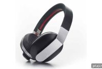 Top Tech Gadgets for Summer Travel 2026