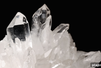 Crystal Clarity: Expert Tips for Sparkling Clean Glass and Mirrors