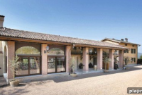 Swiss Wine Holidays: Top Vineyards, Tasting Tours & Travel Guide