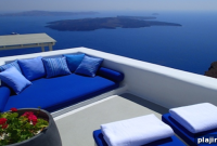 Santorini Guide: Top Sights, Sunset Spots & Island Tips