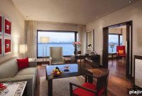 The Oberoi Mumbai: Luxury Hotel on Marine Drive with Spa & Views