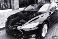 Hotels Partner with Tesla to Offer Free EV Charging for Guests