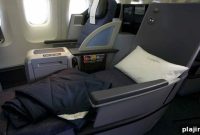 United Airlines BusinessFirst: Full Review & Cabin Experience