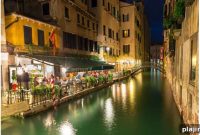 Venice at Dusk: Romantic Evening Things to Do