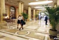2015 Expedia Hotel Etiquette Study: What Guests and Staff Expect