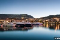 Crayfish and Seafood Dining at Victoria & Alfred Hotel