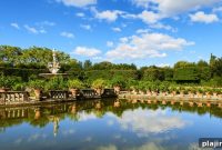7 Stunning Urban Parks to Visit This Spring