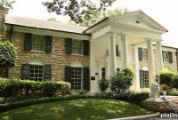 Stay at the New Graceland Hotel: Experience Elvis-Inspired Luxury