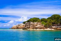 Luxury Island Retreat Offers Exclusive Addresses for Castaways