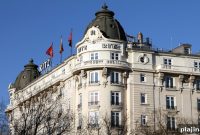 Hotel Ritz Madrid Teams with Luxury Jewelers for Art Stay Experience