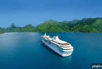 Luxury Small-Ship Cruises with Paul Gauguin: South Pacific Journeys