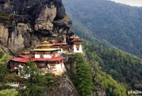 Discover Bhutan’s Timeless Beauty: Top Destinations & Tips