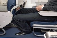 U.S. Bill Could Require More Legroom on Commercial Flights