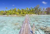 Tahiti Travel Guide: Top Islands, Beaches & Activities