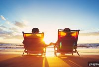 Should You Check Email While on Vacation? Tips for Truly Disconnecting