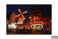 Paris at Night: Top Spots for Evening Strolls & Views