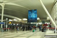 Alaska Airlines Debuts New JFK Lounge with Premium Amenities