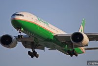 EVA Air Takes Delivery of First Boeing 787-9 Dreamliner