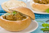 Where to Eat Authentic Bunny Chow in Durban: Top Spots Guide