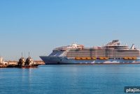 World’s Largest Cruise Ship Arrives in the U.S. for First Time