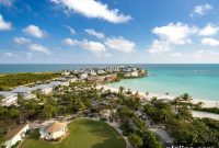 Winter in the Bahamas: Barefoot Beaches and Warm Escapes