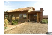 Entrance to Escalante Lodge: Guide to Booking & Arrival Tips