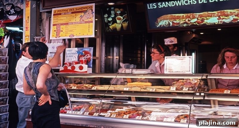 sandwich bar