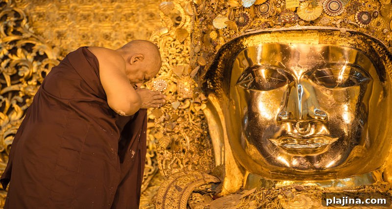 Mahamuni Pagoda