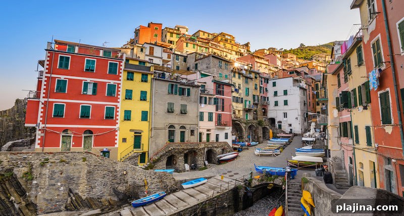 Riomaggiore village streets