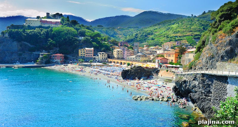 Monterosso beach