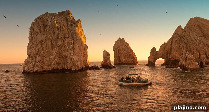 El Arco rock formation