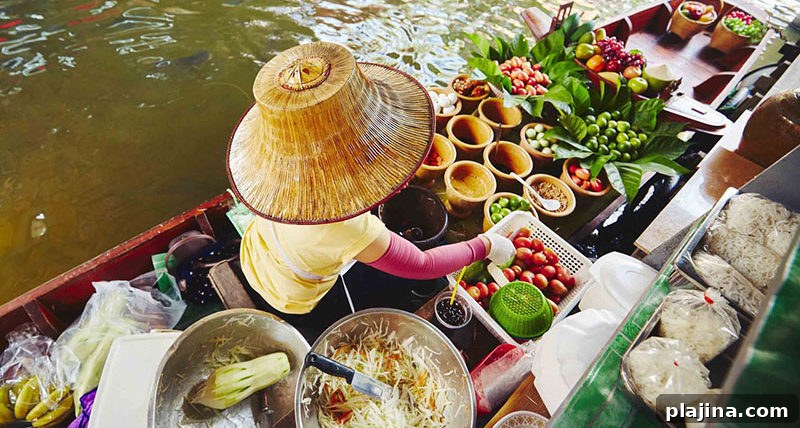 Bangkok floating market