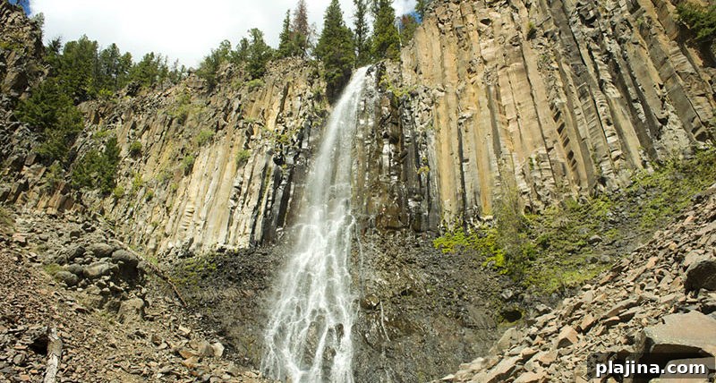 Palisades Falls trail