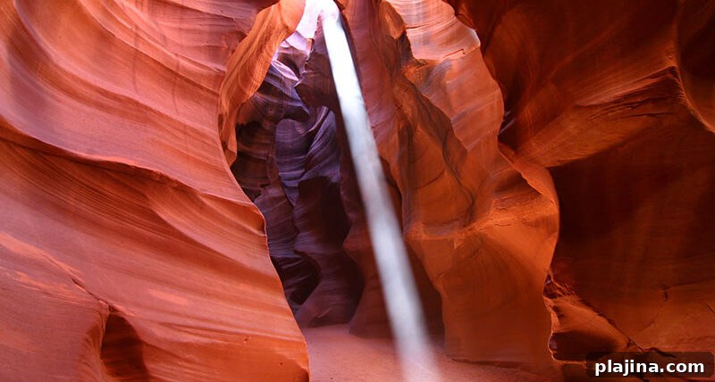 Upper Antelope Canyon