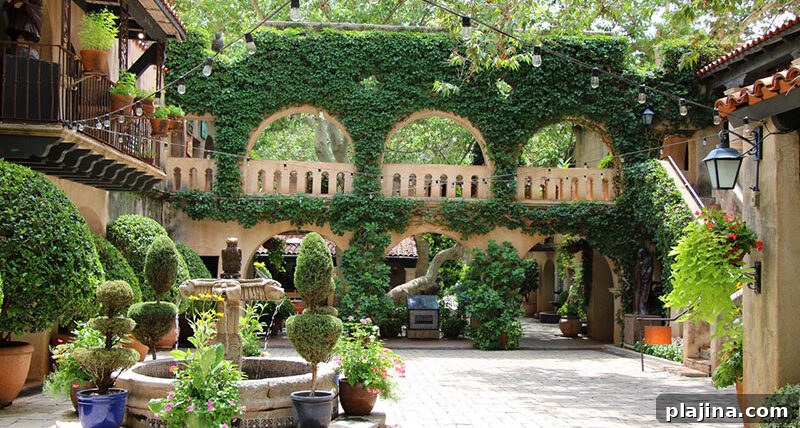 Tlaquepaque Shopping Mall