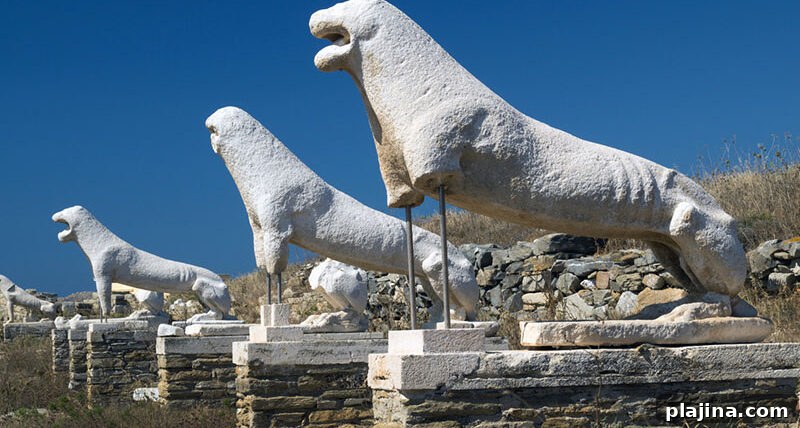 Delos lion replicas