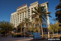 Top Summer Hotel Deals in Florida: Save on Beachfront Stays