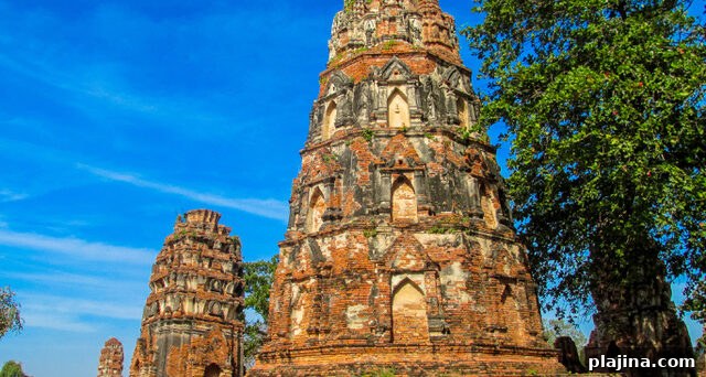 Autthaya Historical Park